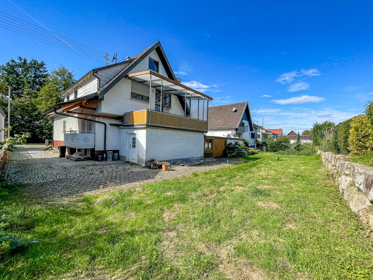 Mehrfamilienhaus zum Kauf 449.000 € 10 Zimmer 200 m²<br/>Wohnfläche 708 m²<br/>Grundstück Ebersweier Durbach / Ebersweier 77770