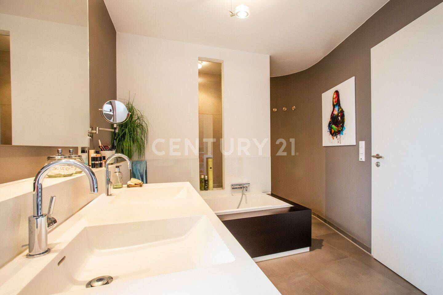 Property thumbnail 19