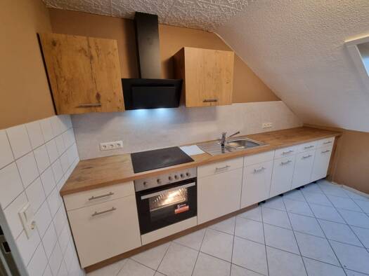 Wohnung zur Miete 465 € 3 Zimmer 60 m² Geschoss 1/2 frei ab sofort Rehau 95111