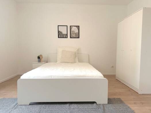 Wohnung zur Miete 400 € 1 Zimmer 32 m² 8. Geschoss frei ab 01.10.2026 Wasgaustraße 47 Unterliederbach West 65929