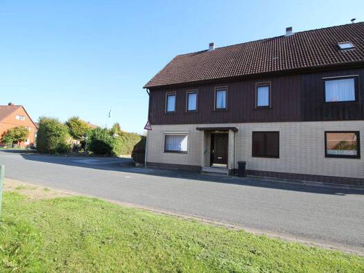 Haus zum Kauf 93.000 € 7 Zimmer 165 m² 236 m² Grundstück frei ab sofort Oberdorf 17 Förste Osterode 37520