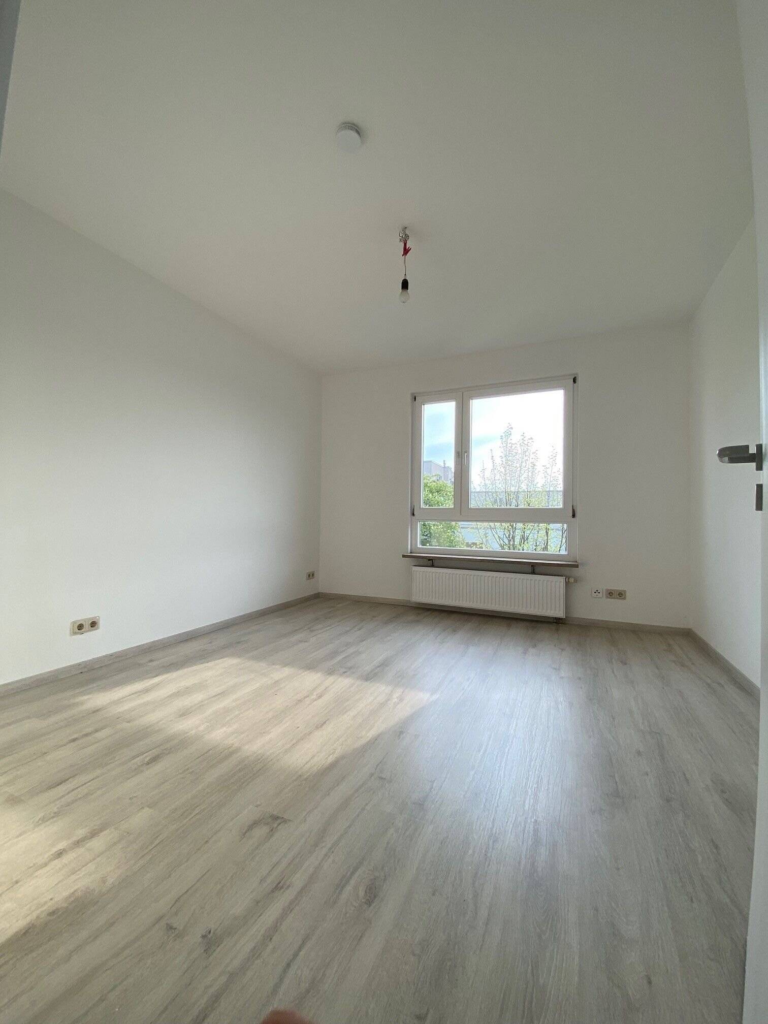 Property thumbnail 4