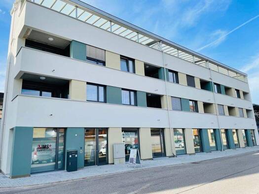 Wohnung zur Miete 825 € 2 Zimmer 57 m² 1. Geschoss frei ab 01.05.2026 Kirchstr. 10 Wehr 79664