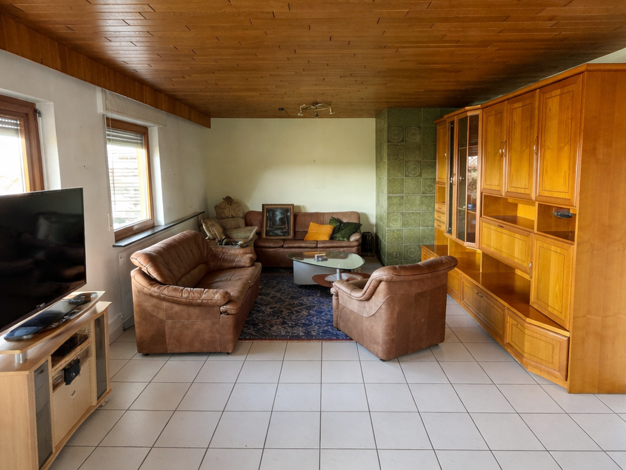 Einfamilienhaus zum Kauf 685.000 € 9 Zimmer 242 m² 2.081 m² Grundstück Bergfelden Sulz am Neckar 72172