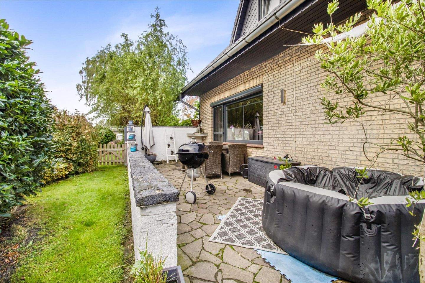 Immobilie in Langwedel - Langwedel-Völkersen: Großzügiges Zweifamilienhaus mit wohnlich ausgebautem Keller und Garten - Bild 4