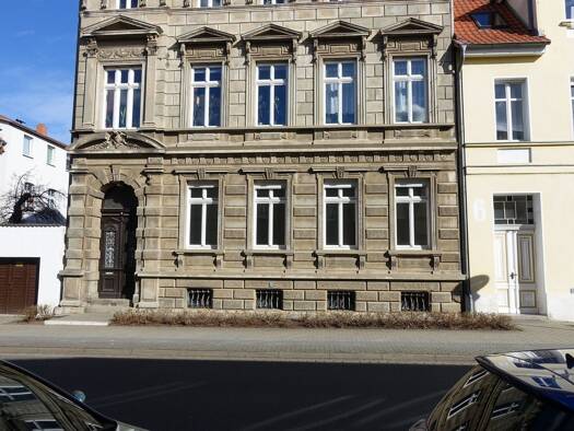 Haus zum Kauf 350.000 € 15 Zimmer 447 m² 439 m² Grundstück Aschersleben 06449