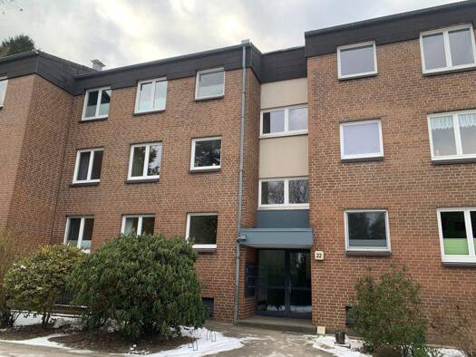 Wohnung zur Miete 940 € 3 Zimmer 77 m² Ahrensburg 22926
