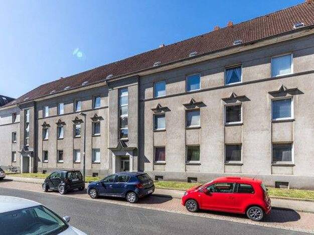 Wohnung zur Miete 694 € 3 Zimmer 69,8 m² 2. Geschoss frei ab 13.12.2025 Frieseweg 10 Braunschweig 38126
