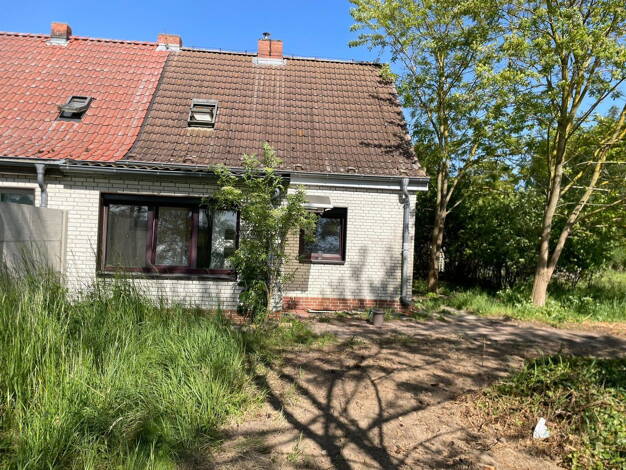 Doppelhaushälfte zum Kauf provisionsfrei 50.000 € 4 Zimmer 75 m² 503 m² Grundstück Schwerinsburg 34 Schwerinsburg Ducherow OT Schwerinsburg 17398