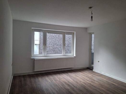 Wohnung zur Miete 480 € 2 Zimmer 58 m² 1. Geschoss frei ab sofort Ruhrstr.36 Geestemünde Bremerhaven 27570