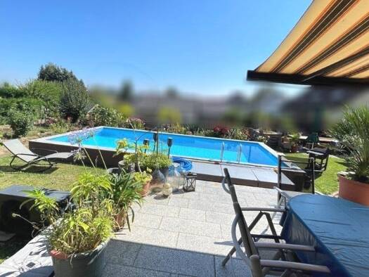 Mehrfamilienhaus zum Kauf 299.900 € 8 Zimmer 220 m² 658 m² Grundstück Döbeln Döbeln 04720