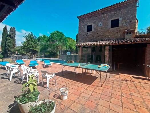 Haus zum Kauf 2.100.000 € 1.786 m² 21.000 m² Grundstück Begur 17255