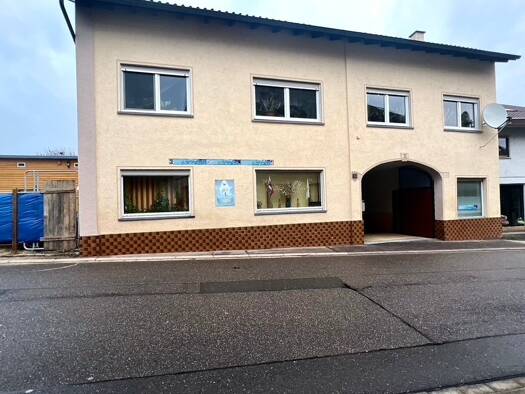 Mehrfamilienhaus zum Kauf 390.000 € 7 Zimmer 280 m² 612 m² Grundstück Landshausen Kraichtal 76703