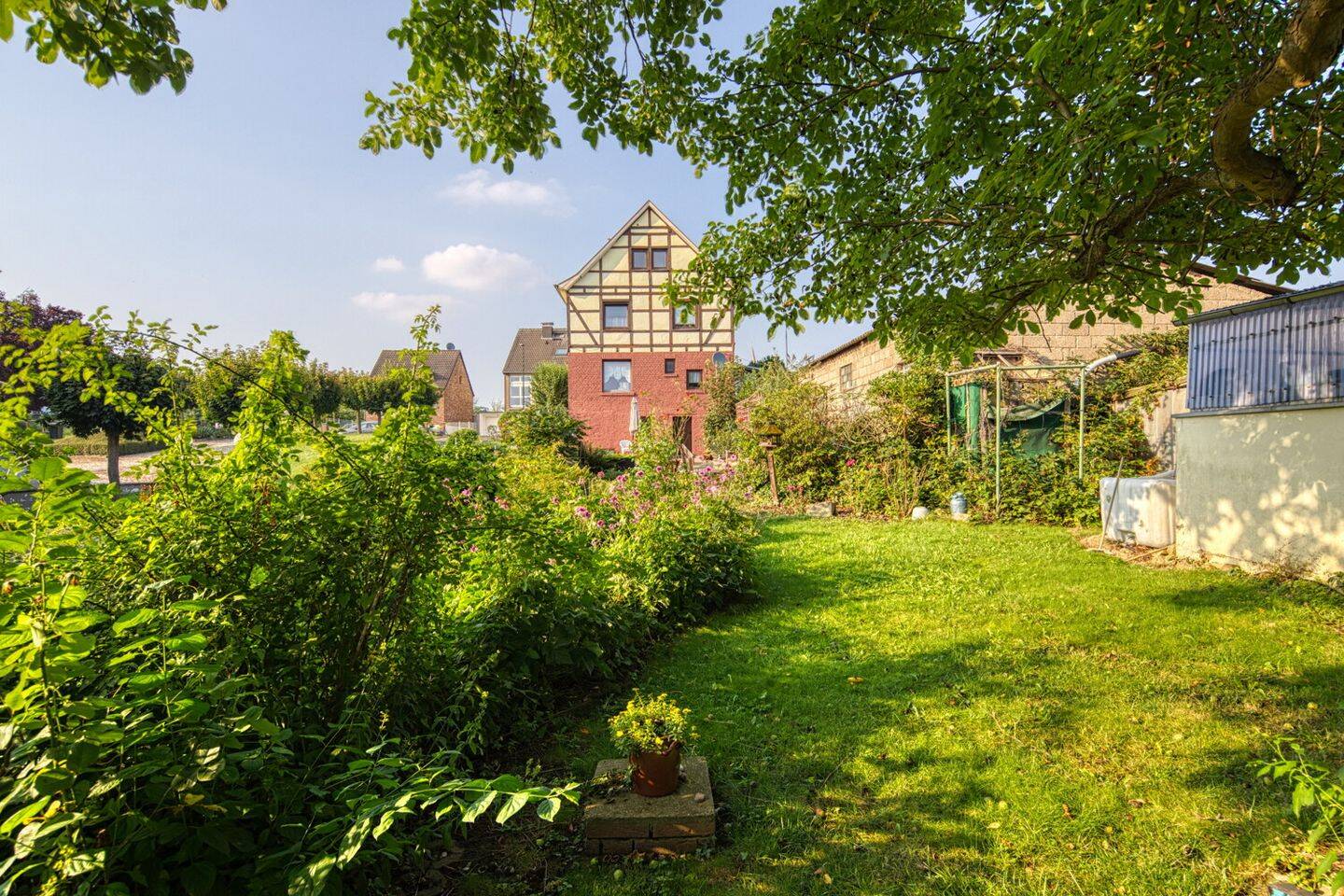 Einfamilienhaus zum Kauf - Ansicht 2