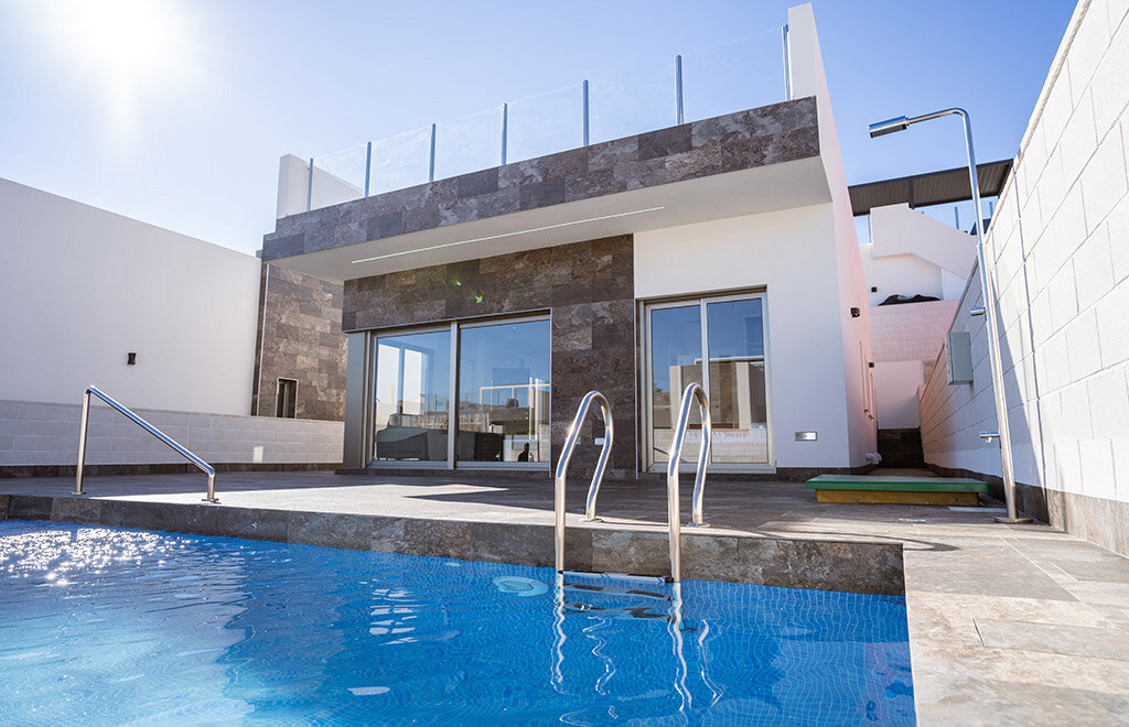 Villa zum Kauf 370.000 € 6 Zimmer 89 m²<br/>Wohnfläche 200 m²<br/>Grundstück Orihuela Costa