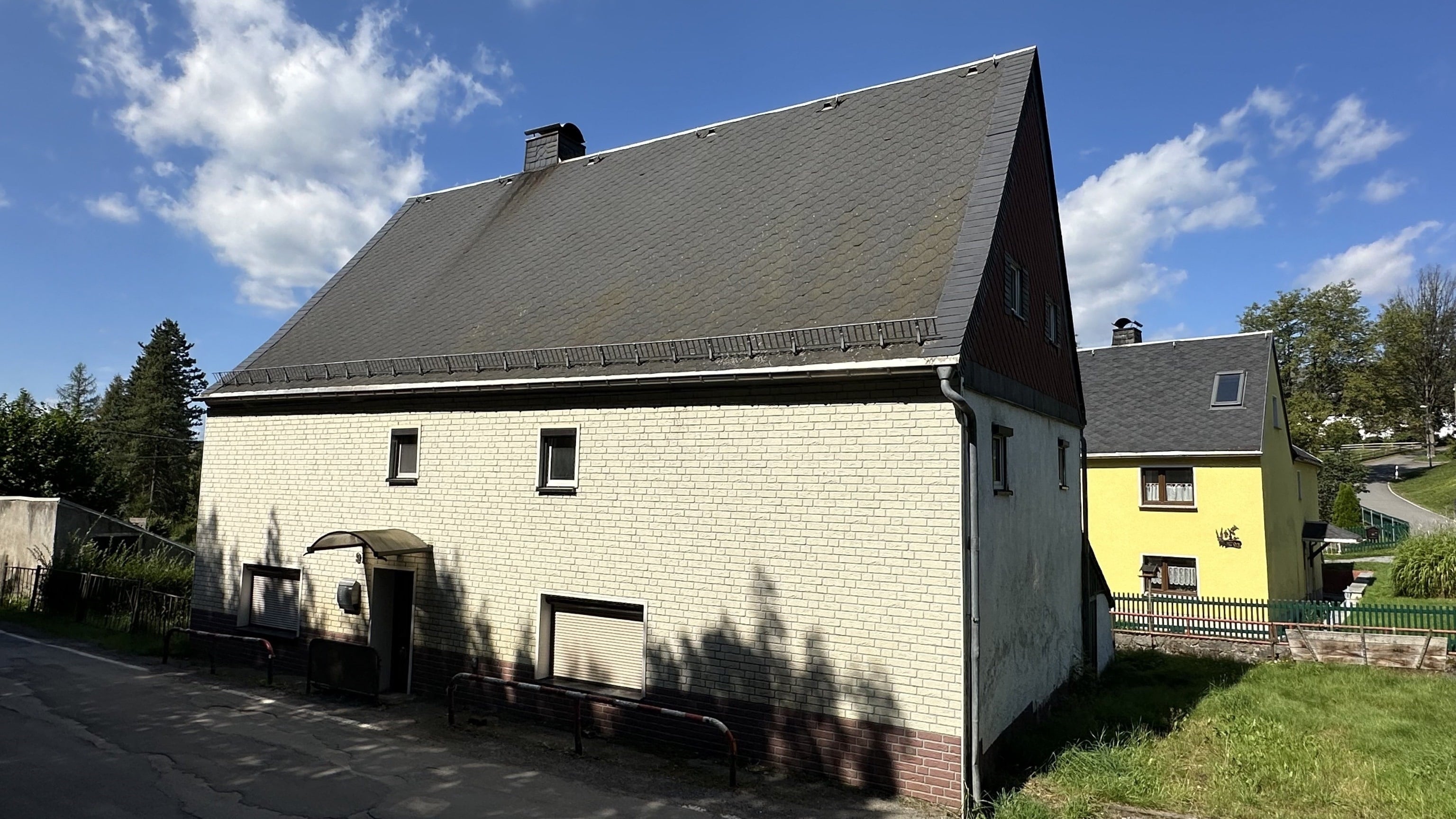 Einfamilienhaus zum Kauf 31.000 € 8 Zimmer 133 m²<br/>Wohnfläche 2.210 m²<br/>Grundstück ab sofort<br/>Verfügbarkeit Lippersdorf Lengefeld 09514