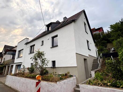 Einfamilienhaus zur Miete 1.550 € 3 Zimmer 100 m² 455 m² Grundstück frei ab sofort Ockenfels 53545