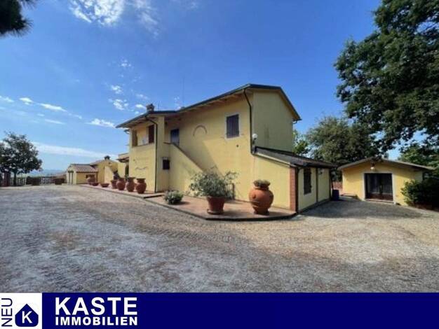 Haus zum Kauf 990.000 € 5 Zimmer 700 m² 150.000 m² Grundstück Forcoli 56036