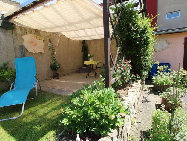 Reihenmittelhaus zum Kauf 95.000 € 5 Zimmer 220,2 m² 490,2 m² Grundstück Calbe Calbe (Saale) 39240