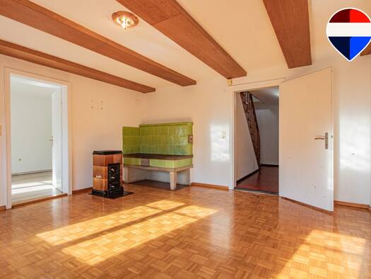 Reihenmittelhaus zum Kauf 199.000 € 6 Zimmer 137 m² 803 m² Grundstück Grießen Klettgau 79771