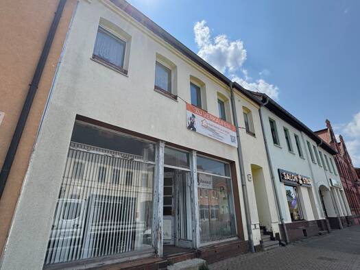 Haus zum Kauf 99.999 € 10 Zimmer 142,9 m² 255 m² Grundstück Raguhn Raguhn-Jeßnitz 06779
