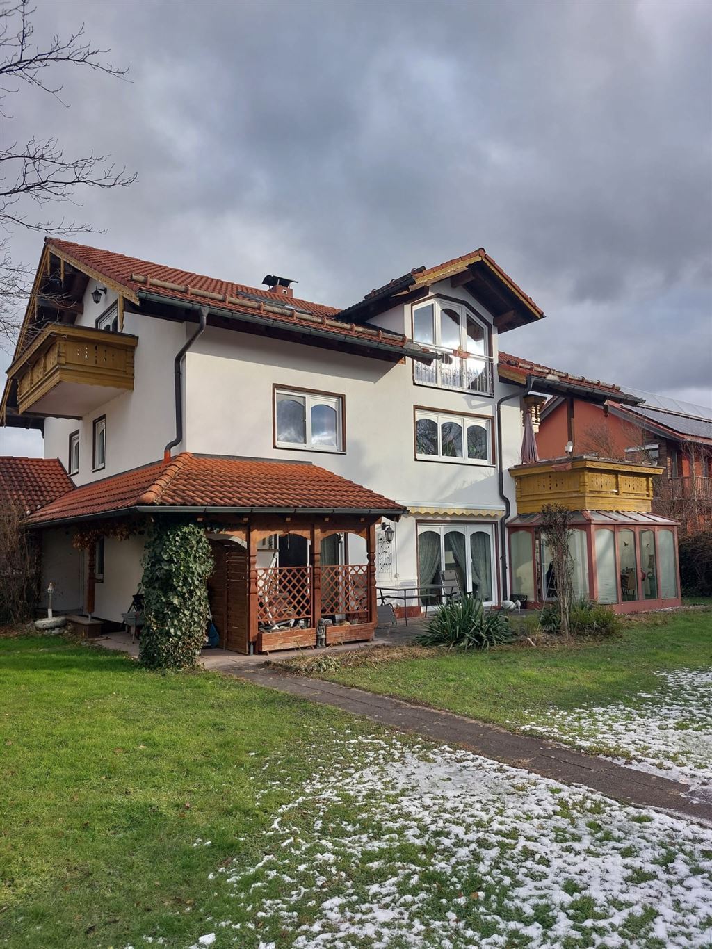 Mehrfamilienhaus zum Kauf als Kapitalanlage geeignet 1.289.000 € 8 Zimmer 300 m²<br/>Wohnfläche 1.011 m²<br/>Grundstück Bad Aibling 83043