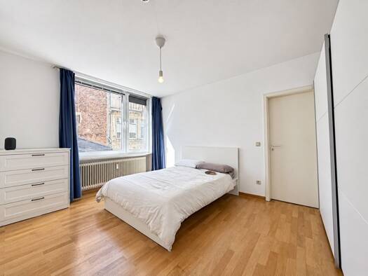 Wohnung zur Miete 1.150 € 2 Zimmer 66,4 m² 2. Geschoss frei ab 01.11.2026 Friedrichstr. 47 Zentrum Bonn 53111
