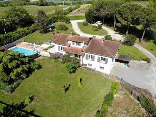 Haus zum Kauf 299.000 € 190 m² 12.600 m² Grundstück Nord Condom 32100