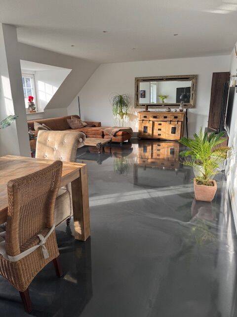 Immobilie in Stuhr - GROSSZÜGIGES WOHNEN AUF ZWEI EBENEN IN SCHÖNER WOHNLAGE VON STUHR-VARREL - Bild 0