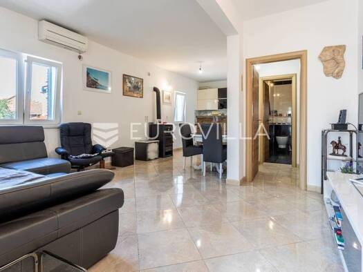 Wohnung zum Kauf 310.000 € 2 Zimmer 90 m² Vranjic Solin