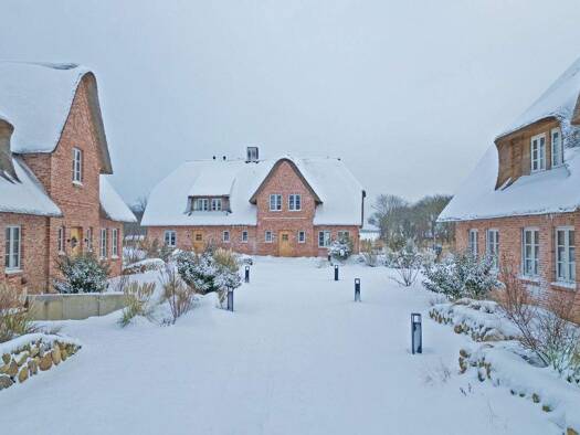 Doppelhaushälfte zum Kauf 1.050.000 € 4 Zimmer 127,9 m² 1.181 m² Grundstück frei ab sofort Alkersum 25938