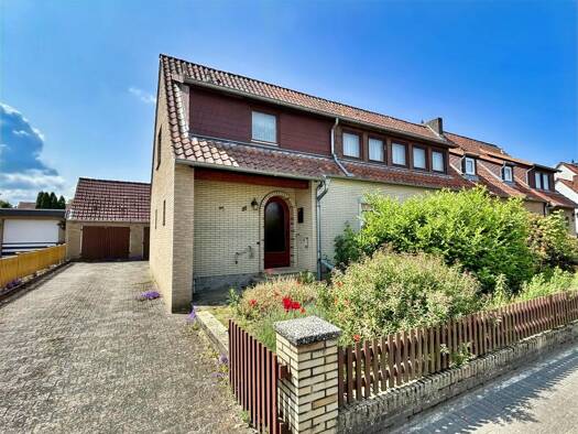 Einfamilienhaus zum Kauf 160.000 € 6 Zimmer 209 m² 792 m² Grundstück Uelzen 29525