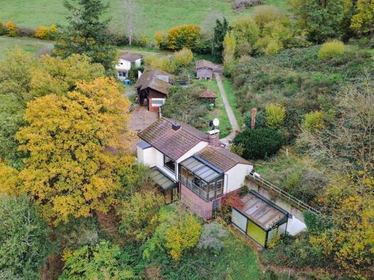 Haus zum Kauf 390.000 € 5 Zimmer 160 m² 33.991 m² Grundstück frei ab sofort Im Kampel 1 Morscheid 54317