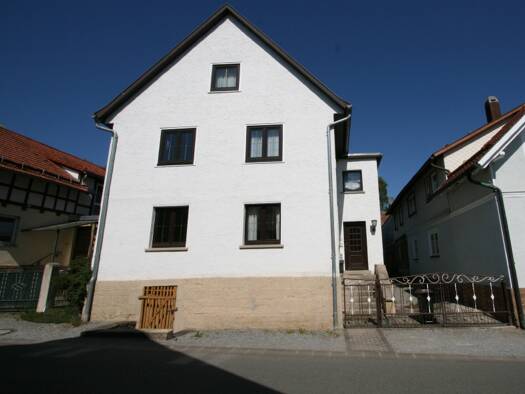 Einfamilienhaus zum Kauf 170.000 € 6 Zimmer 135 m² 619 m² Grundstück Schulstraße 6 Sülzfeld 98617
