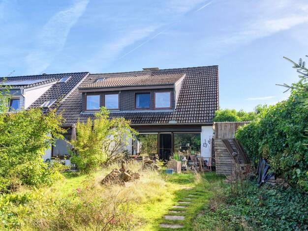 Reihenmittelhaus zum Kauf 450.000 € 3 Zimmer 93 m² 1.400 m² Grundstück Mürwik Flensburg 24944