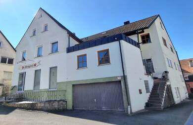 Haus zum Kauf 10 Zimmer 162 m² 253 m² Grundstück Burghaslach Burghaslach 96152