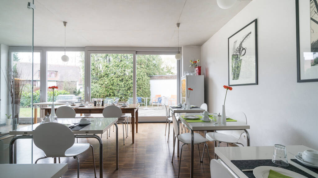 Hotel zum Kauf 1.599.000 € 12 Zimmer 321 m² Gastrofläche Schrobenhausen 86529