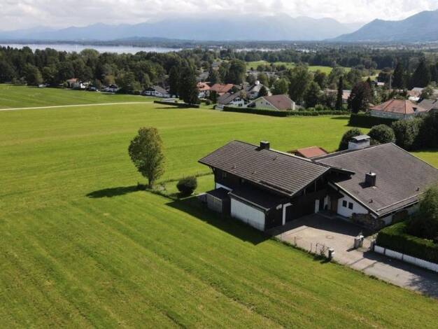 Reihenendhaus zur Miete 2.900 € 4,5 Zimmer 178 m² 500 m² Grundstück frei ab 01.11.2026 Prien Prien am Chiemsee 83209