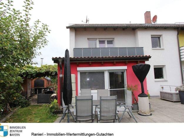 Reihenendhaus zum Kauf 498.000 € 4,5 Zimmer 110 m² 200 m² Grundstück Schwaig Schwaig bei Nürnberg 90571