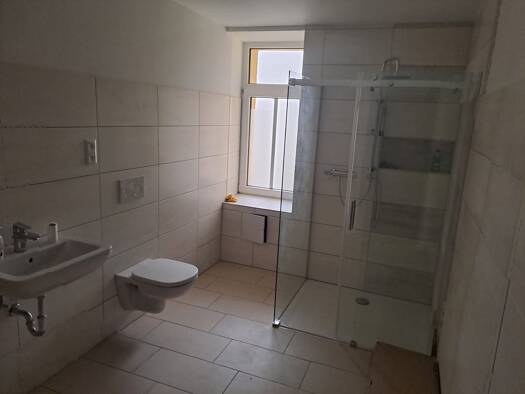 Wohnung zum Kauf 2 Zimmer 61 m² Geschoss EG/4 frei ab sofort Zwötzen Gera 07551
