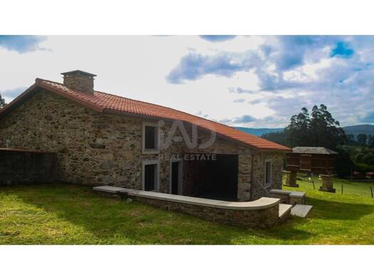 Villa zum Kauf 190.000 € 1 Zimmer 283 m² 1.357 m² Grundstück Narón 15597