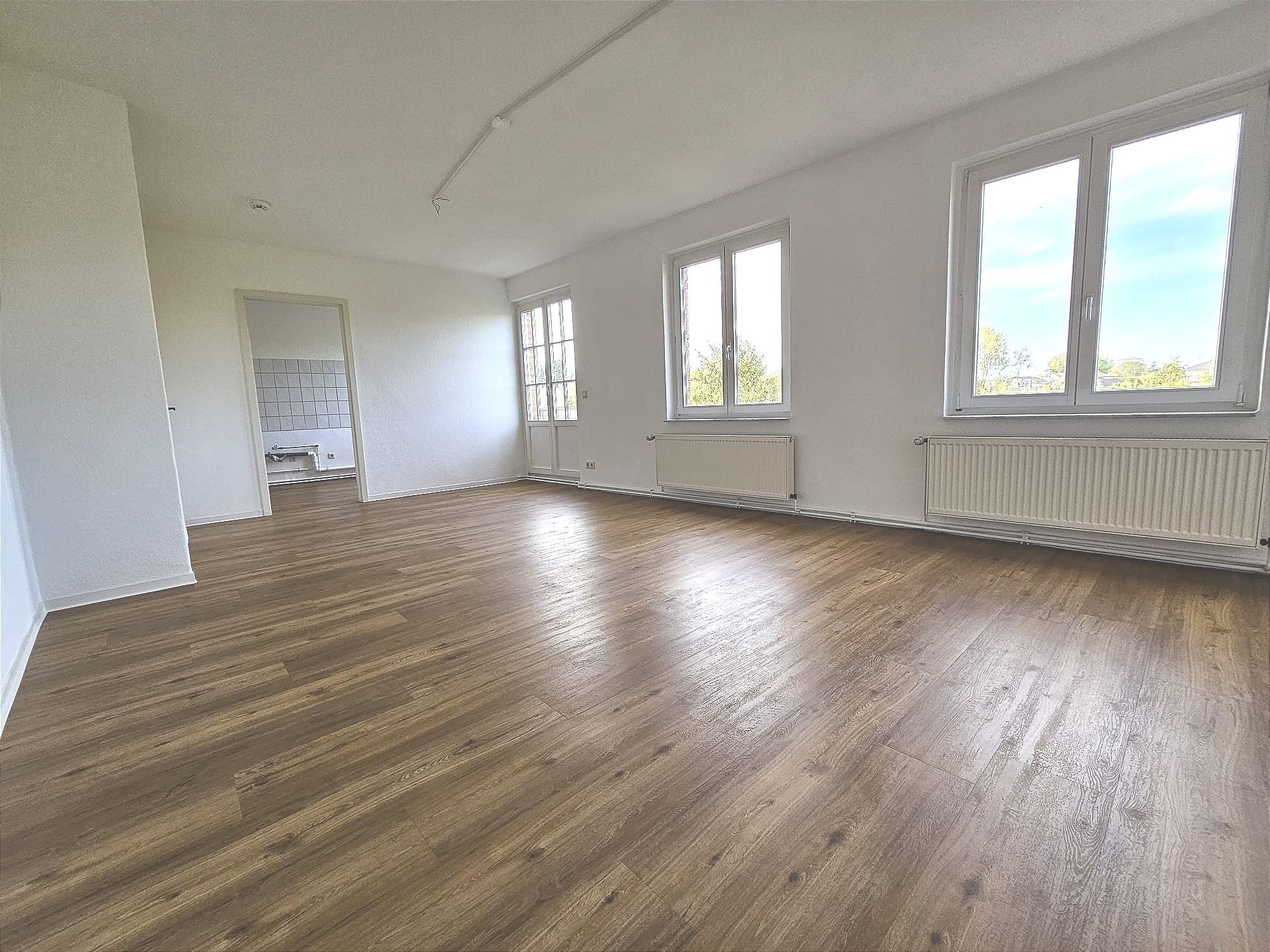 Wohnung zur Miete 482 € 2 Zimmer 68,9 m²<br/>Wohnfläche 1.<br/>Geschoss Langestr.11 Waren Waren (Müritz) 17192