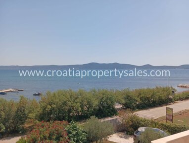 Haus zum Kauf 1.650.000 € 13 Zimmer 520 m² Zadar