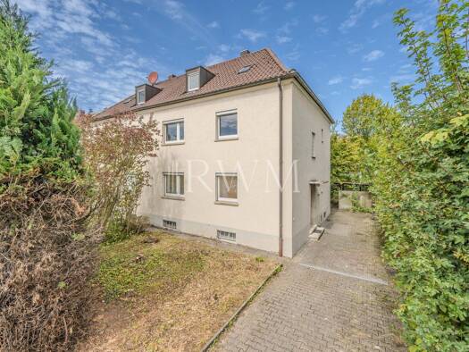 Mehrfamilienhaus zum Kauf 499.000 € 8 Zimmer 101,6 m² 346 m² Grundstück Weilimdorf Weilimdorf 70499