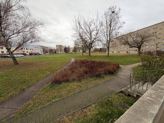 Wohnung zur Miete 310 € 3 Zimmer 56,3 m² 3. Geschoss Friesenweg 100 Chrieschwitz Plauen 08529