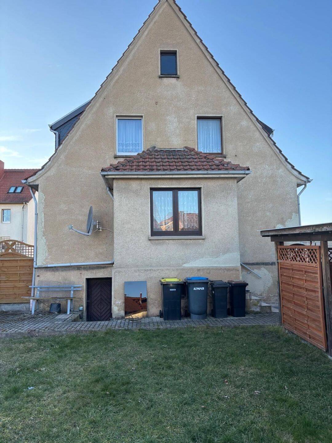 Immobilie in Breitungen/Werra - Familienfreundliches Haus mit 5 Zimmern in Breitungen/Werra - Bild 1