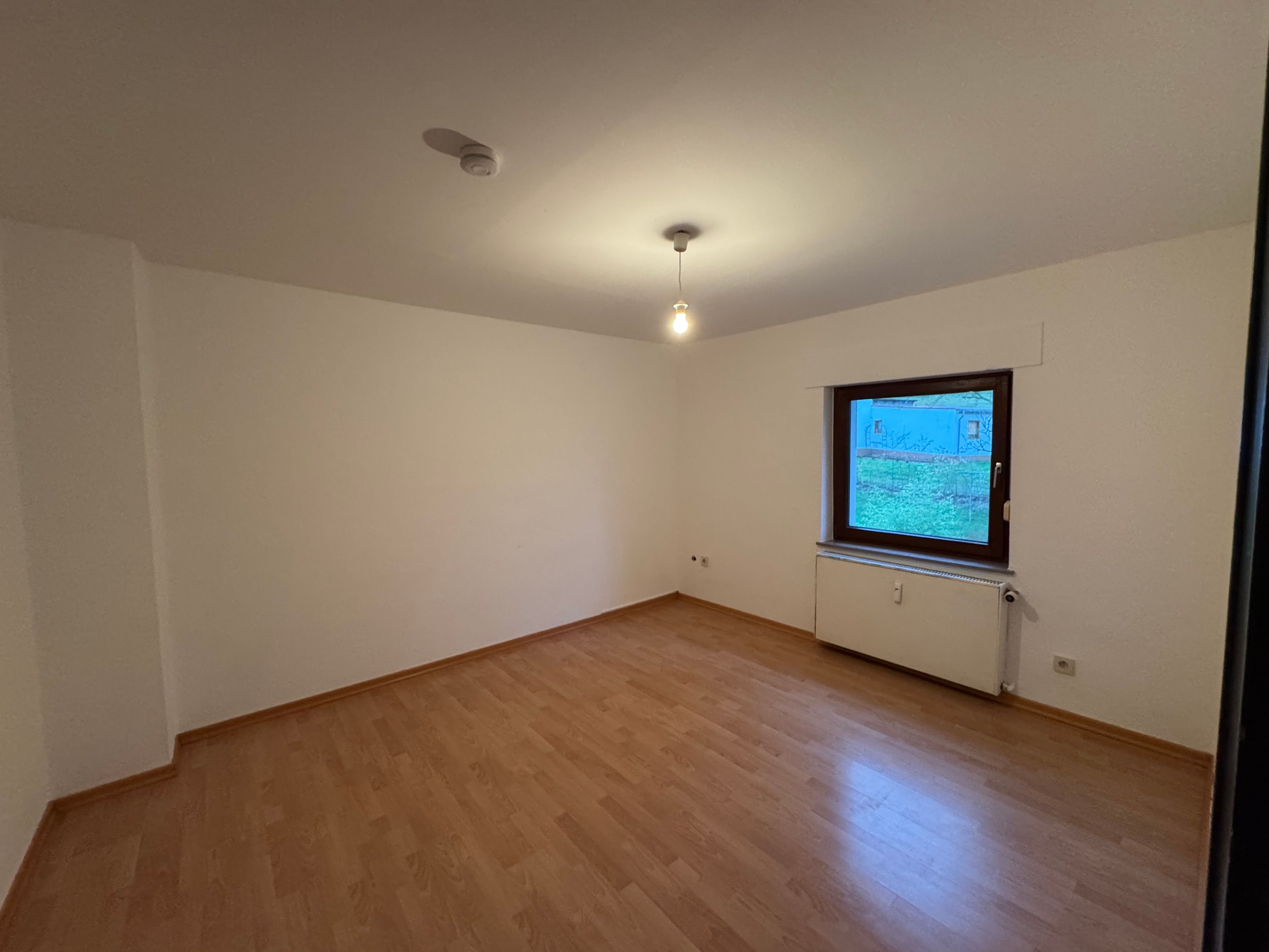 Reihenmittelhaus zur Miete 600 € 3 Zimmer 90 m²<br/>Wohnfläche Zollstraße 13 Steinebrück Winterspelt 54616