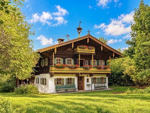 Einfamilienhaus zum Kauf 1.260.000 € 6 Zimmer 1.372 m² Grundstück Kirchdorf in Tirol 6383