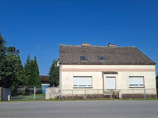 Einfamilienhaus zum Kauf als Kapitalanlage geeignet 230.000 € 4,5 Zimmer 1.025 m² Grundstück Selchower Dorfstraße 14 Selchow Storkow (Mark) 15859