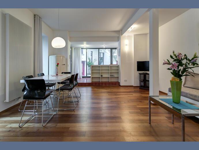 Wohnung zur Miete Wohnen auf Zeit 2.000 € 1,5 Zimmer 70 m²<br/>Wohnfläche 01.12.2024<br/>Verfügbarkeit Sendlinger Feld München 81371